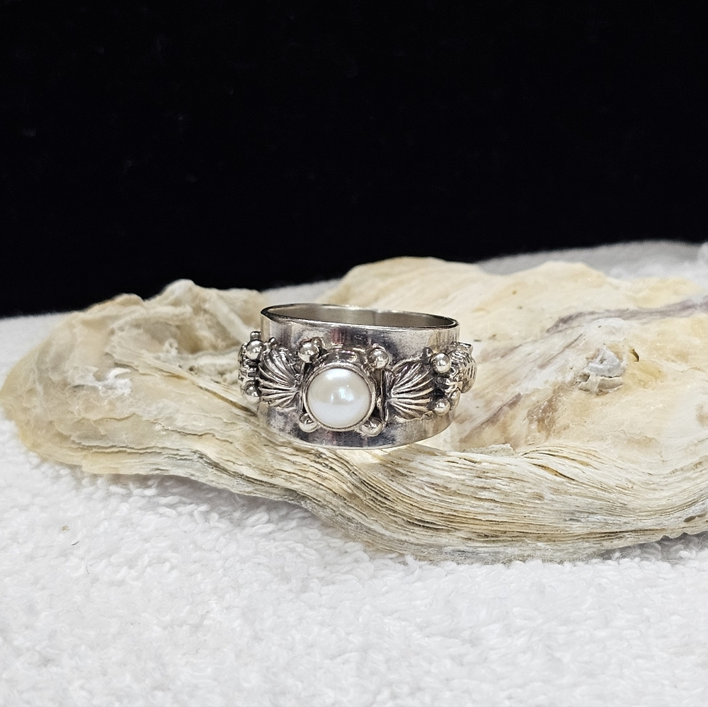 Carol Felley Sterling Silver and Pearl Seashell Ocean Ring Size 7 RARE Vintage - Picture 2 of 14